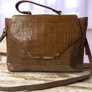 Elegant Brown Crocodile Pattern Handbag